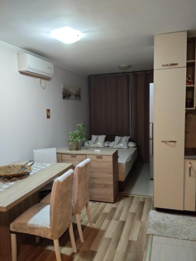 Apartments Vis Jaz Budva Ngoại thất bức ảnh
